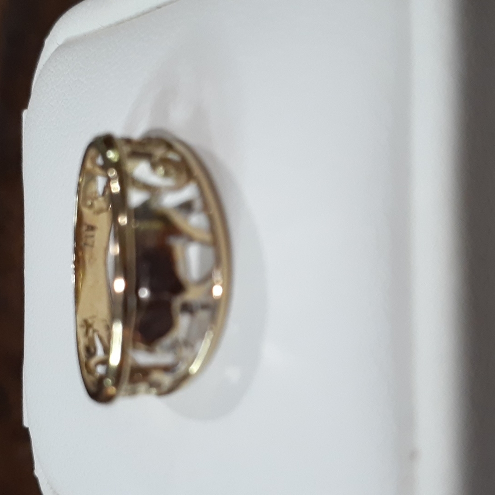 14 K Yellow Gold Open Band with White Gold Elephant - Picture 2 of 4